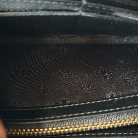 Tory Burch Ella Patent Tote Set - Picture 12 of 12